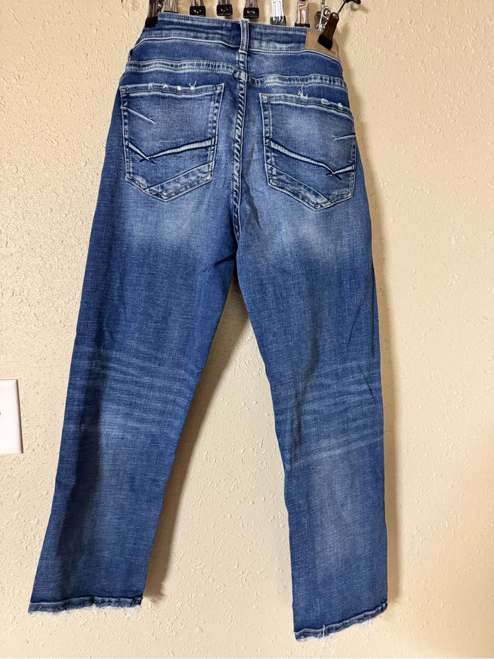 BKE Men's Blue Washed Bootcut Jeans